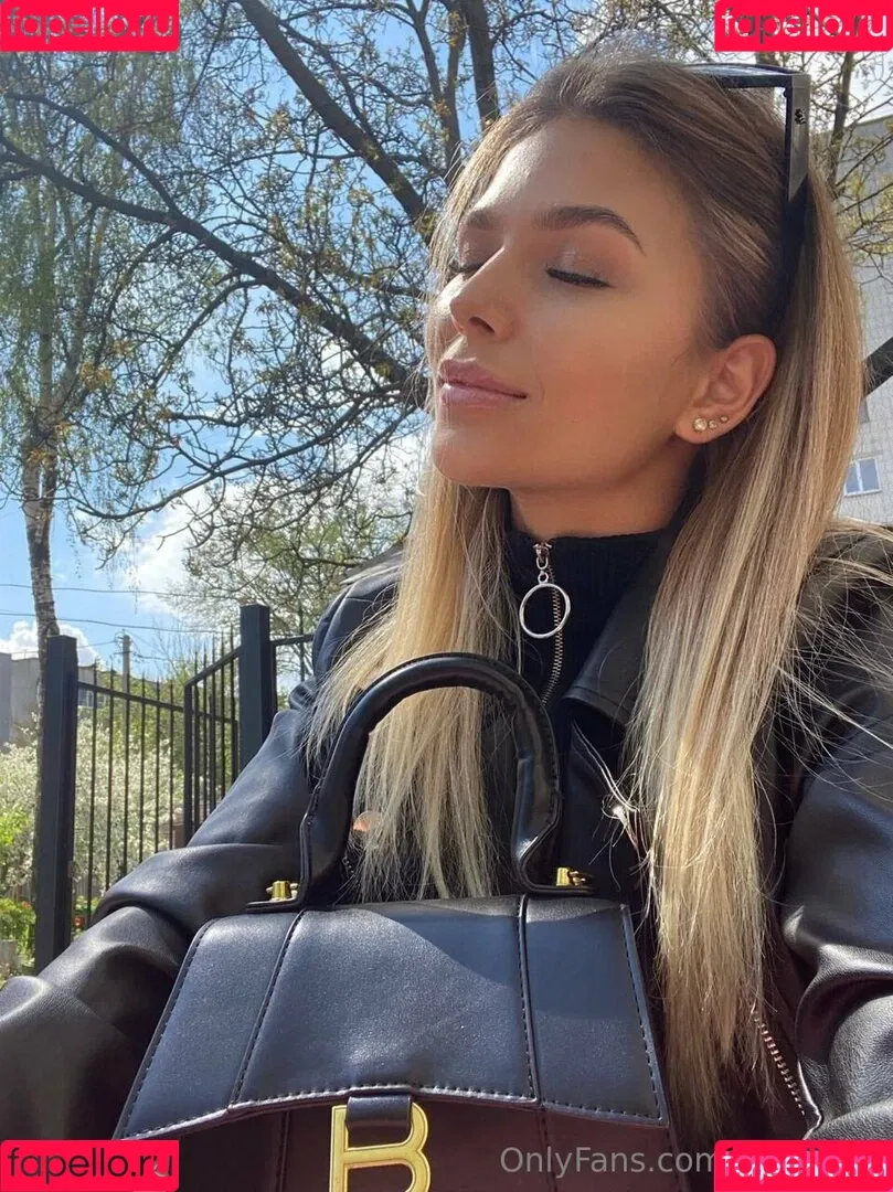 Julia Wind / julia.wind / juliawind Onlyfans Photo Gallery 