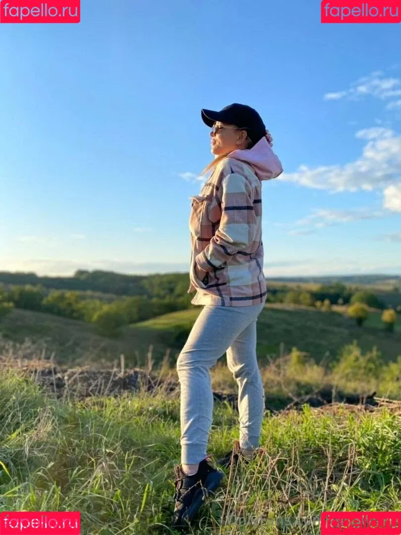 Julia Wind / julia.wind / juliawind Onlyfans Photo Gallery 