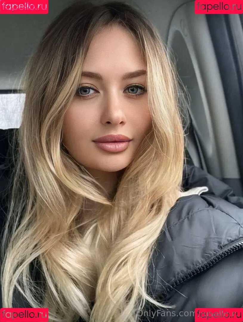 Julia Wind / julia.wind / juliawind Onlyfans Photo Gallery 
