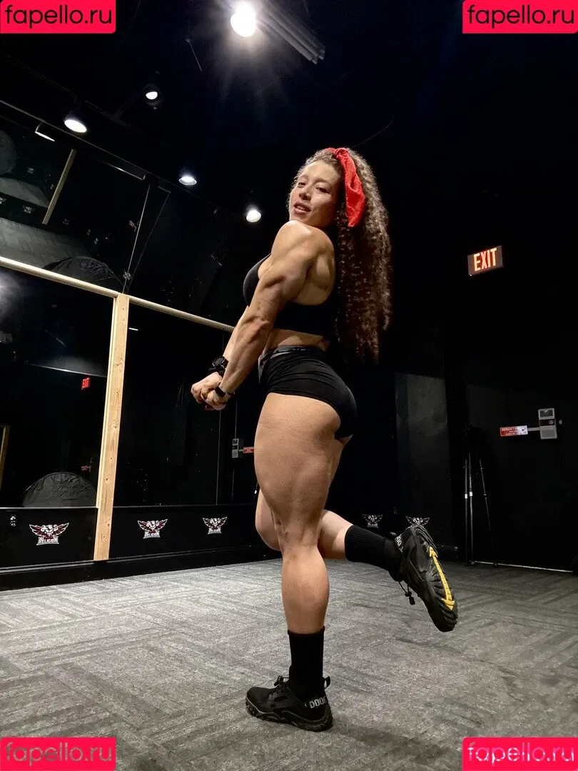 Carolyne Marquez / carolynefit / carolynefit_ Onlyfans Photo Gallery 