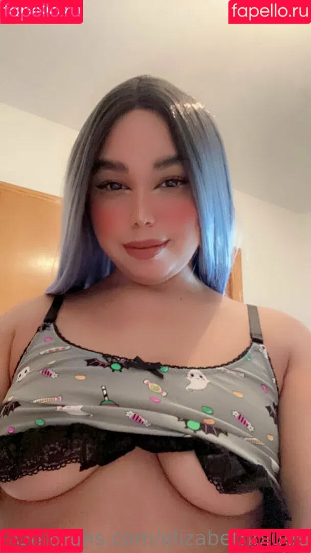 elizabethbluee / lizgillz Onlyfans Photo Gallery 