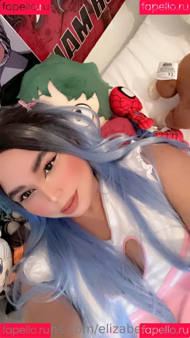 elizabethbluee / lizgillz Onlyfans Photo Gallery 