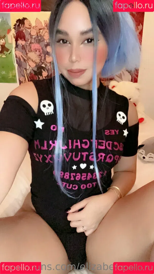 elizabethbluee / lizgillz Onlyfans Photo Gallery 