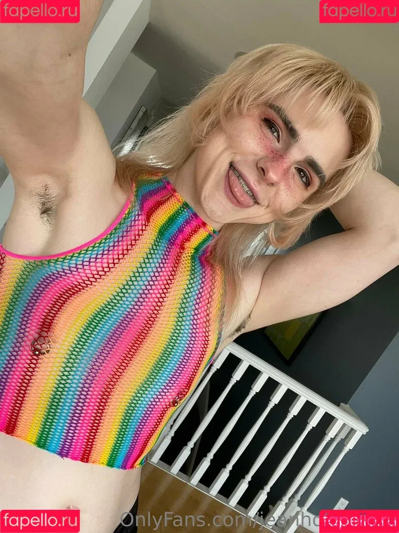 jeanhollywood / sodacattv Onlyfans Photo Gallery 