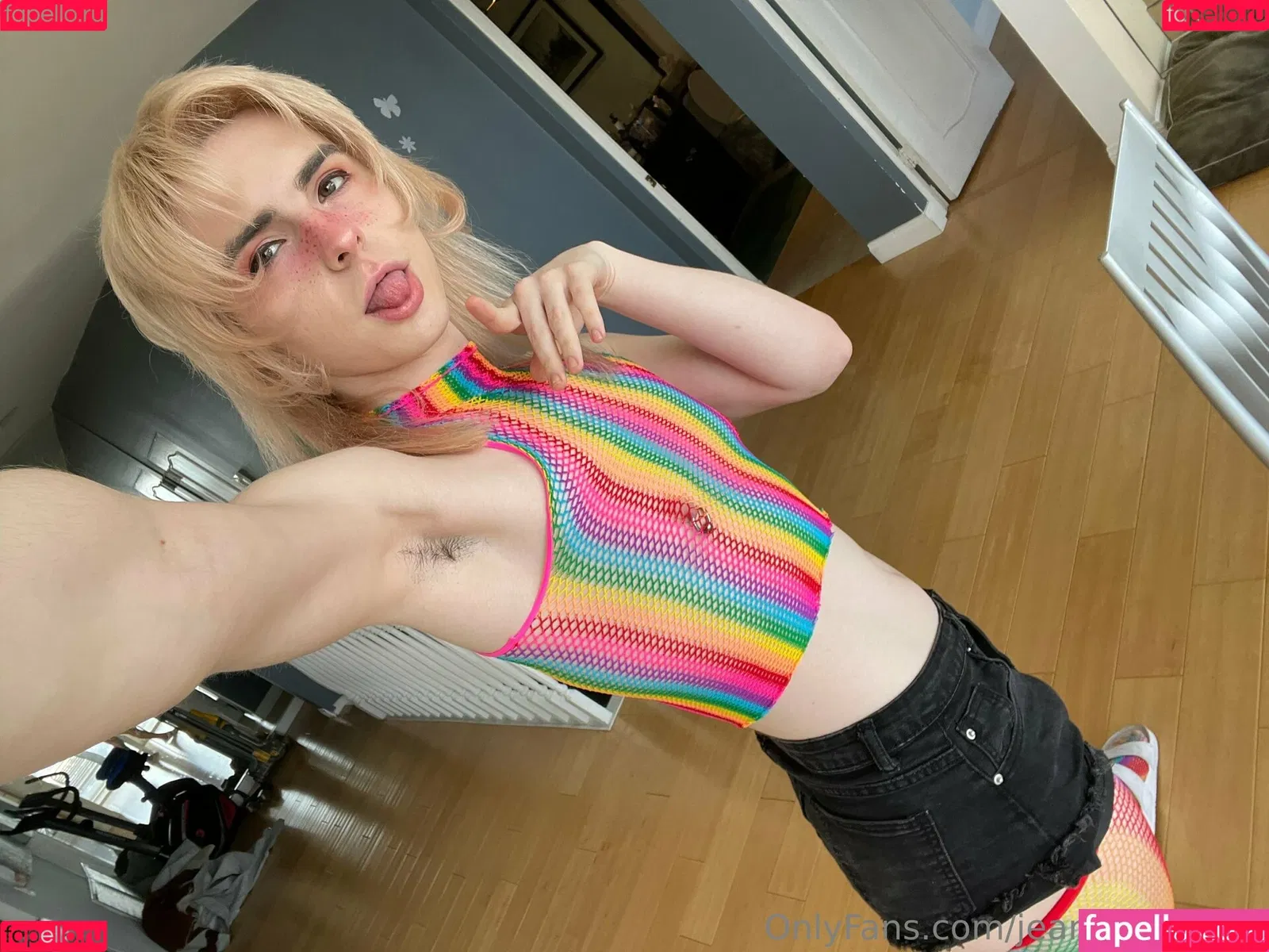 jeanhollywood / sodacattv Onlyfans Photo Gallery 