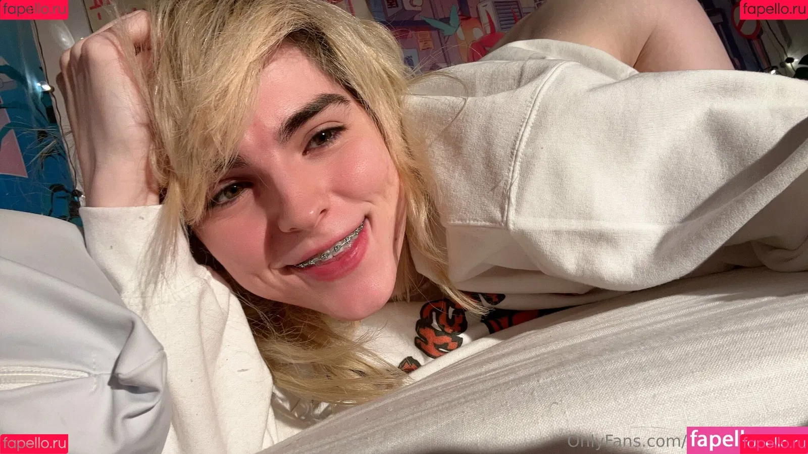 jeanhollywood / sodacattv Onlyfans Photo Gallery 