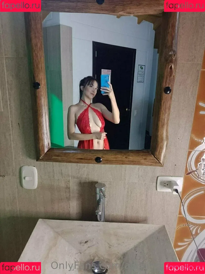 alluring_athena / alluring_athena_ Onlyfans Photo Gallery 