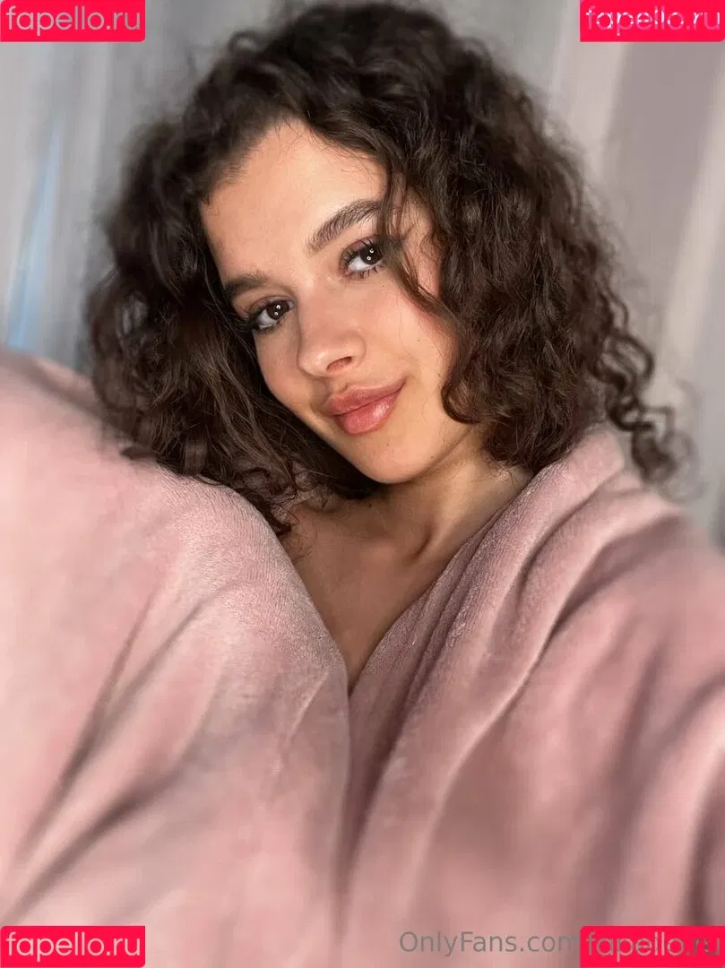 nikadevis Onlyfans Photo Gallery 