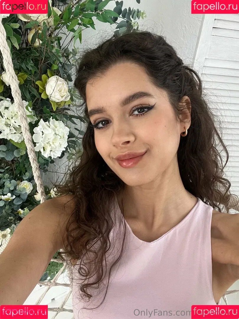 nikadevis Onlyfans Photo Gallery 