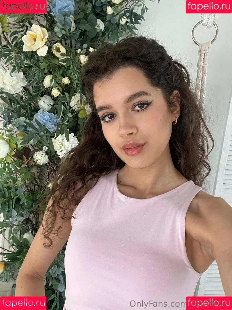 nikadevis Onlyfans Photo Gallery 