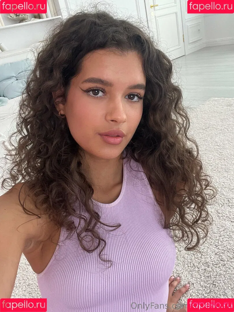 nikadevis Onlyfans Photo Gallery 