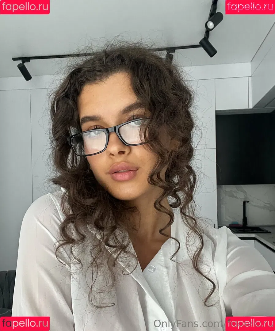 nikadevis Onlyfans Photo Gallery 