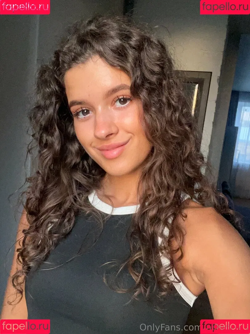 nikadevis Onlyfans Photo Gallery 