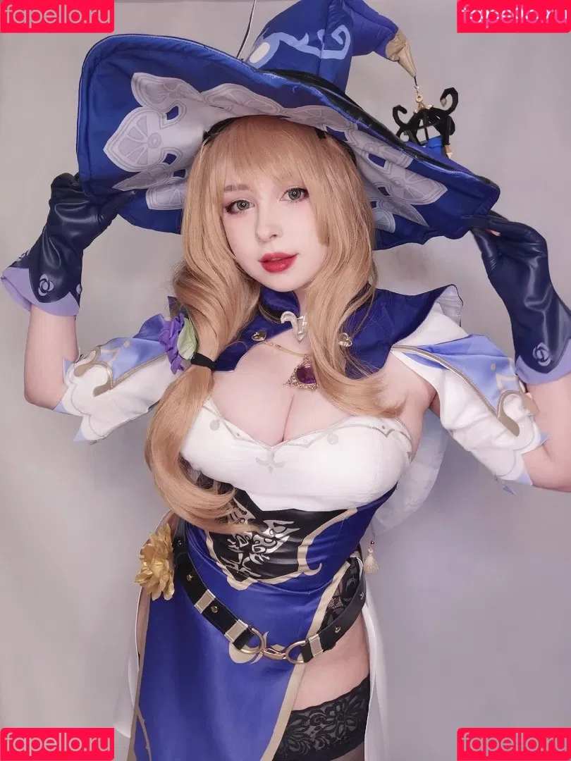 Yoshinobi / https: / yoshinobi_cosplay Onlyfans Photo Gallery 