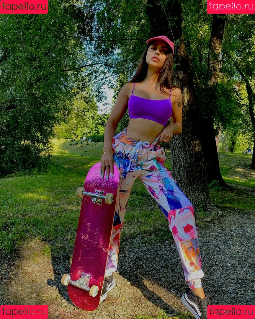 Christina Bertevello / christina.bertevello / christinabertevello Onlyfans Photo Gallery 