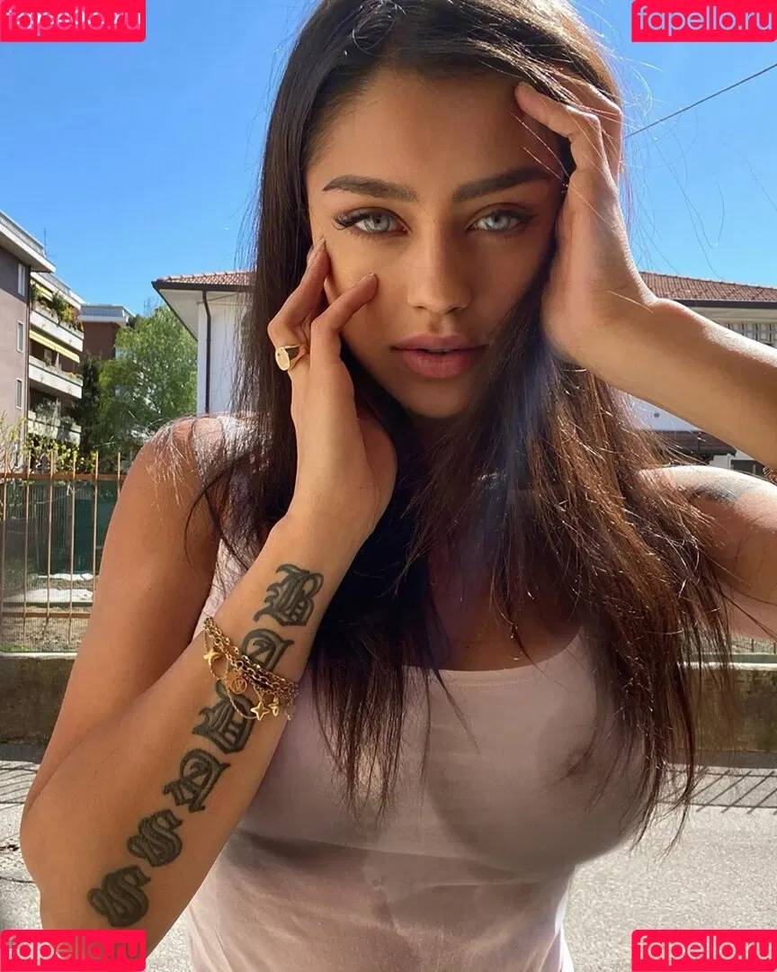 Christina Bertevello / christina.bertevello / christinabertevello Onlyfans Photo Gallery 
