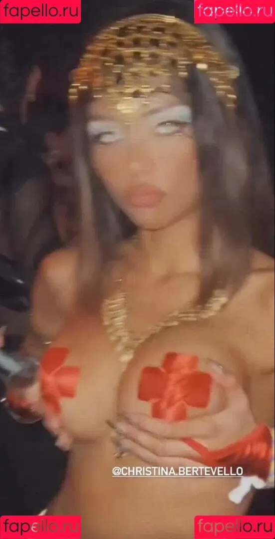 Christina Bertevello / christina.bertevello / christinabertevello Onlyfans Photo Gallery 