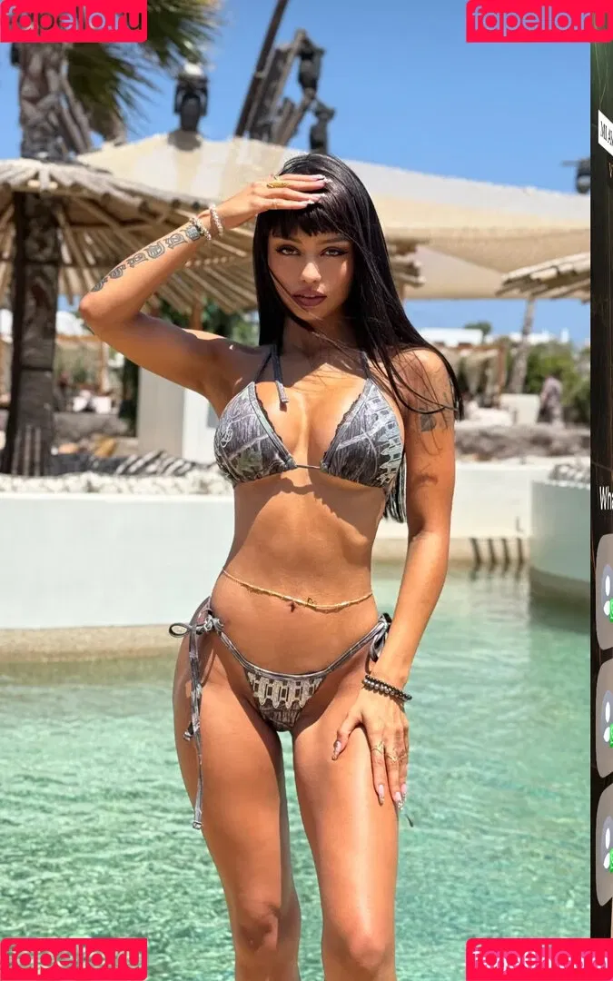 Christina Bertevello / christina.bertevello / christinabertevello Onlyfans Photo Gallery 
