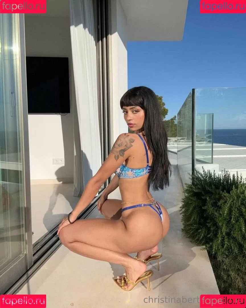 Christina Bertevello / christina.bertevello / christinabertevello Onlyfans Photo Gallery 