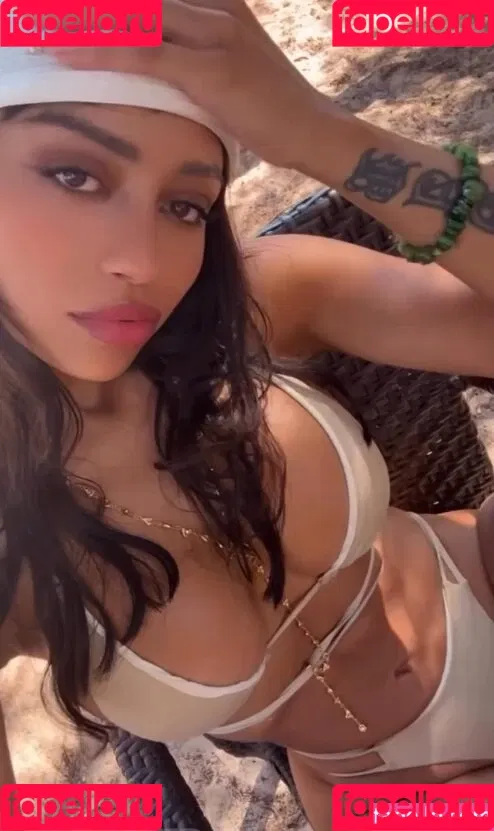 Christina Bertevello / christina.bertevello / christinabertevello Onlyfans Photo Gallery 