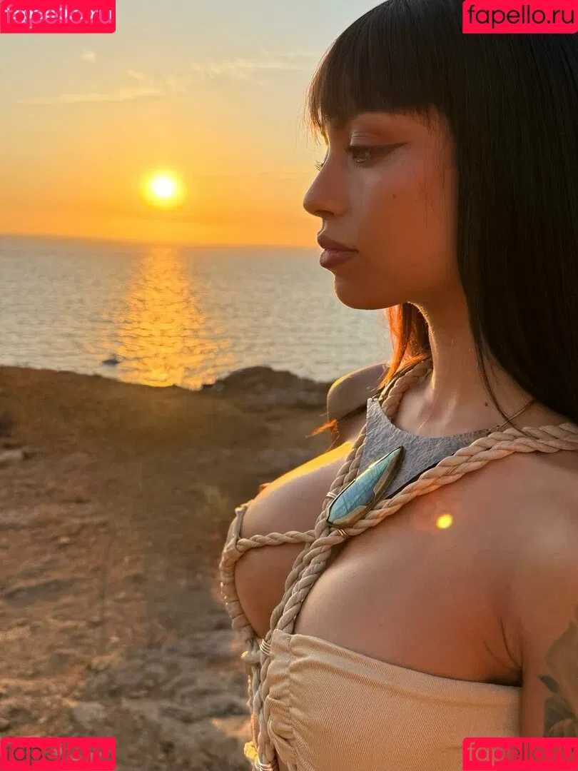 Christina Bertevello / christina.bertevello / christinabertevello Onlyfans Photo Gallery 