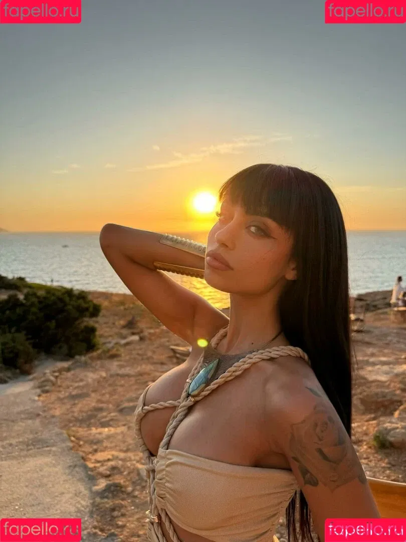 Christina Bertevello / christina.bertevello / christinabertevello Onlyfans Photo Gallery 
