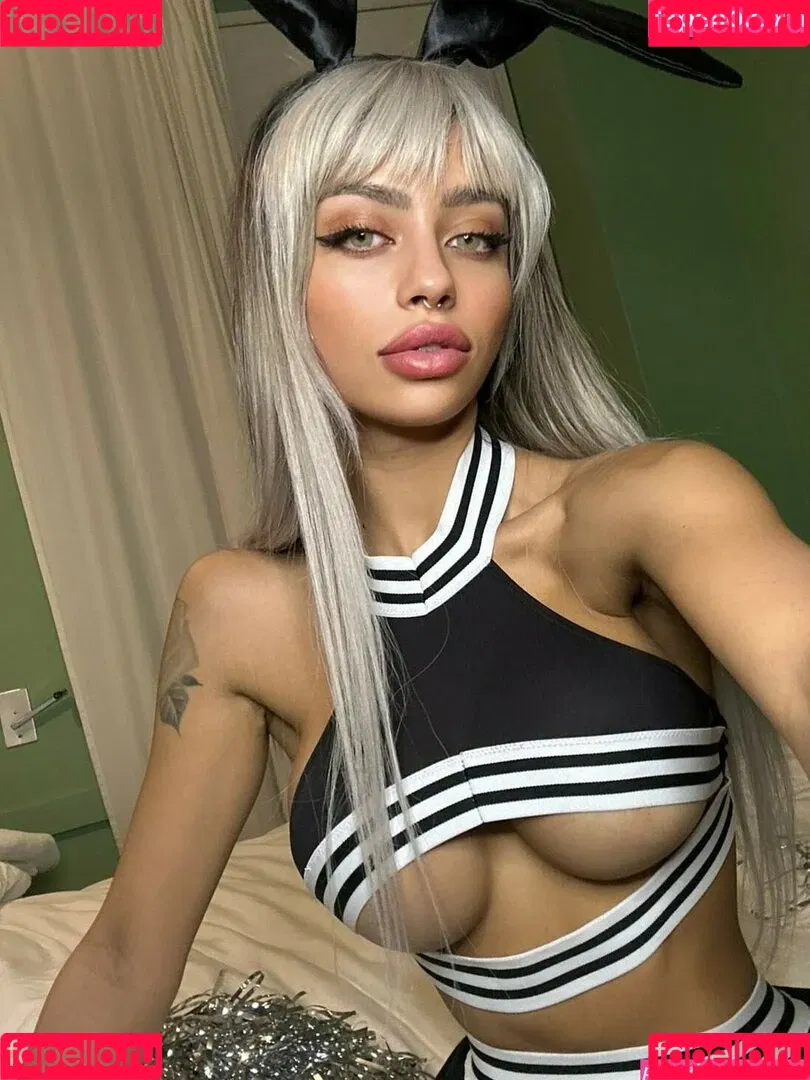 Christina Bertevello / christina.bertevello / christinabertevello Onlyfans Photo Gallery 