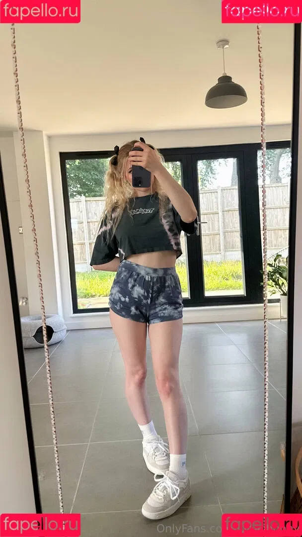 Luna_Bunny / nymphet_angel Onlyfans Photo Gallery 