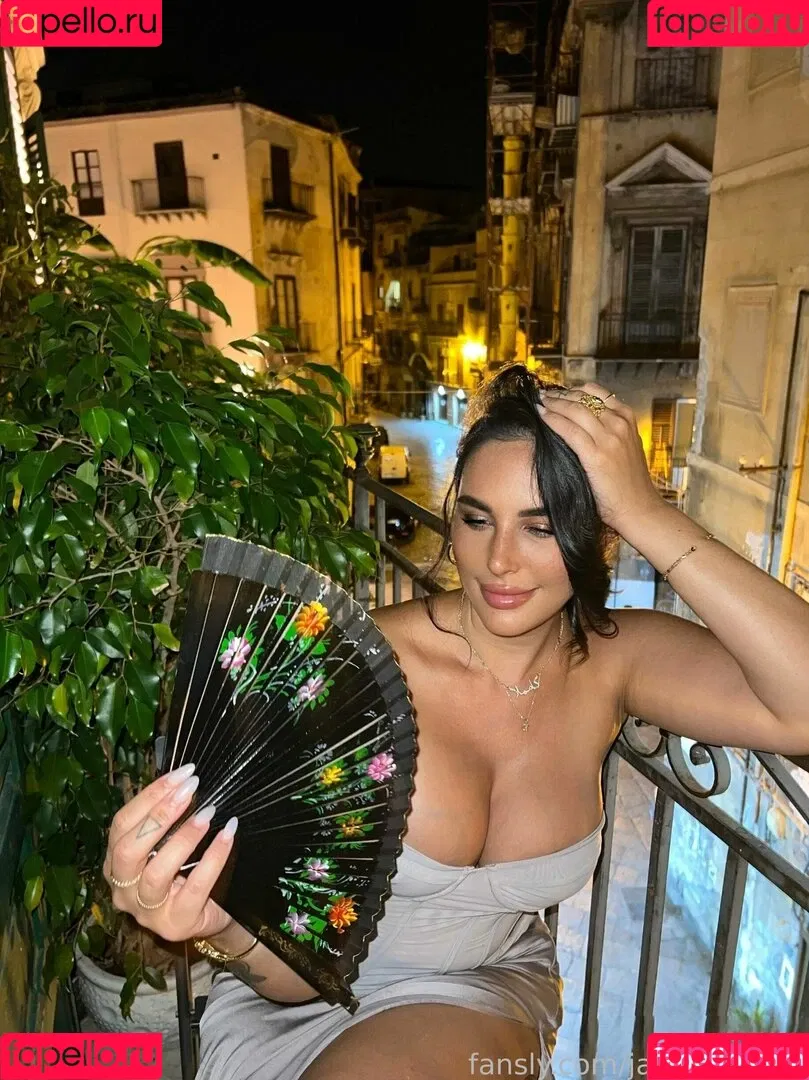 jamilakream Onlyfans Photo Gallery 