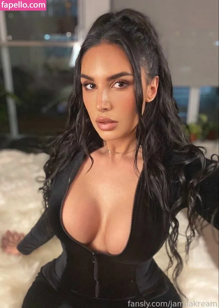 jamilakream Onlyfans Photo Gallery 