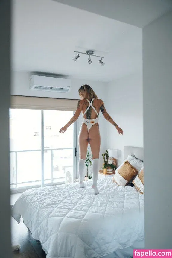 Sammmnextdoor / sammlauckner Onlyfans Photo Gallery 