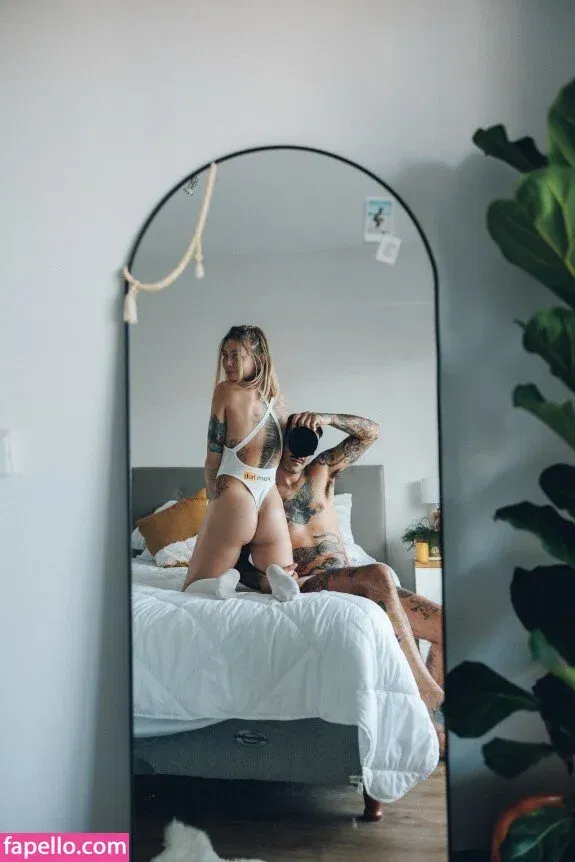 Sammmnextdoor / sammlauckner Onlyfans Photo Gallery 