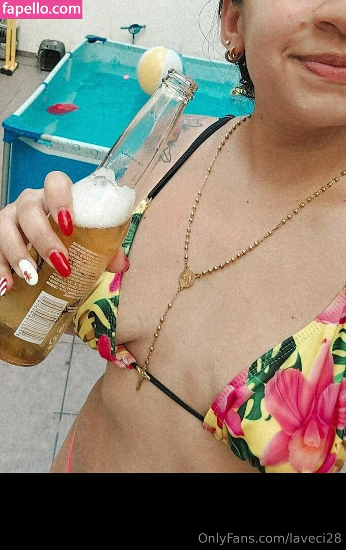 chelsiejayy / laveci28 Onlyfans Photo Gallery 