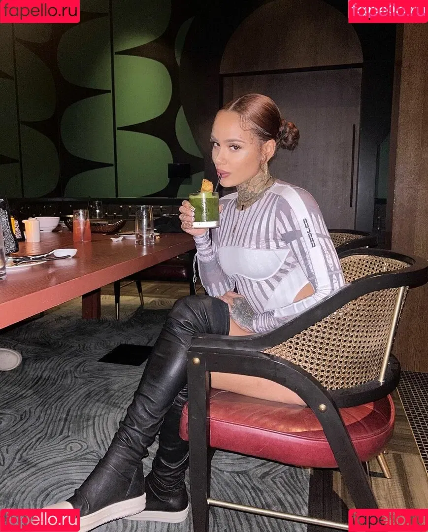 Kehlani / keepingkehlani Onlyfans Photo Gallery 