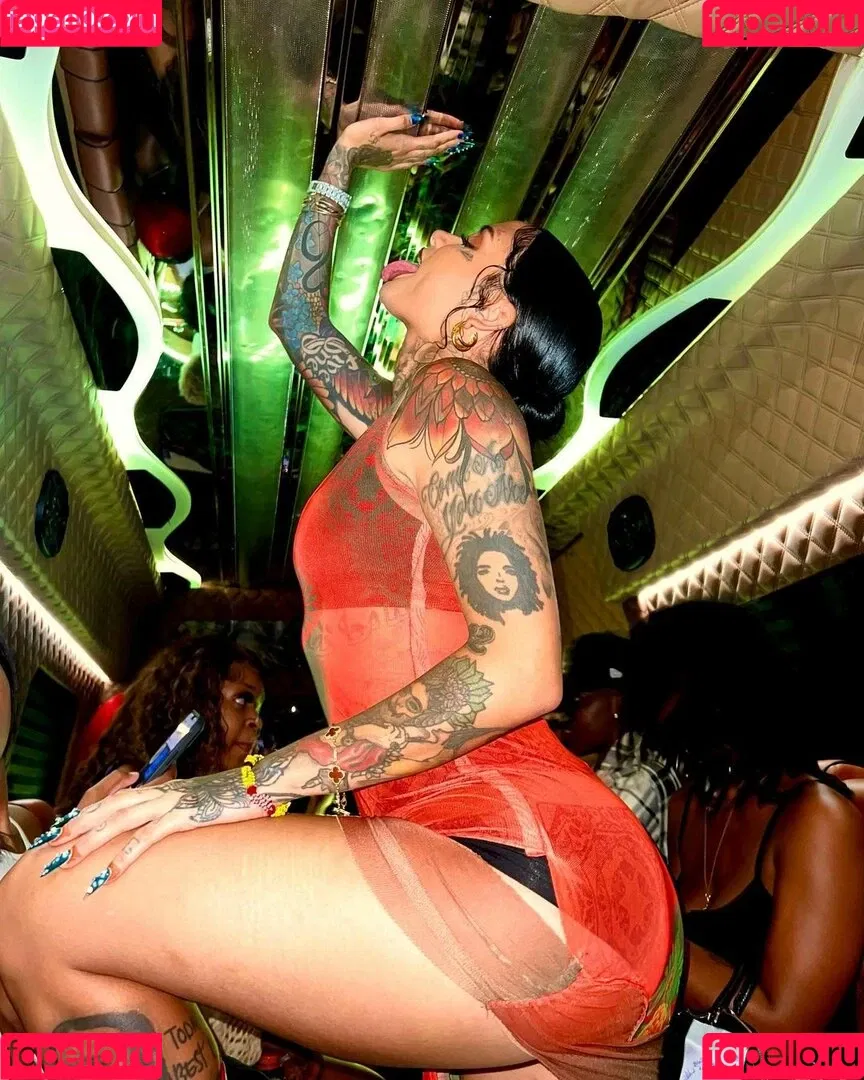 Kehlani / keepingkehlani Onlyfans Photo Gallery 