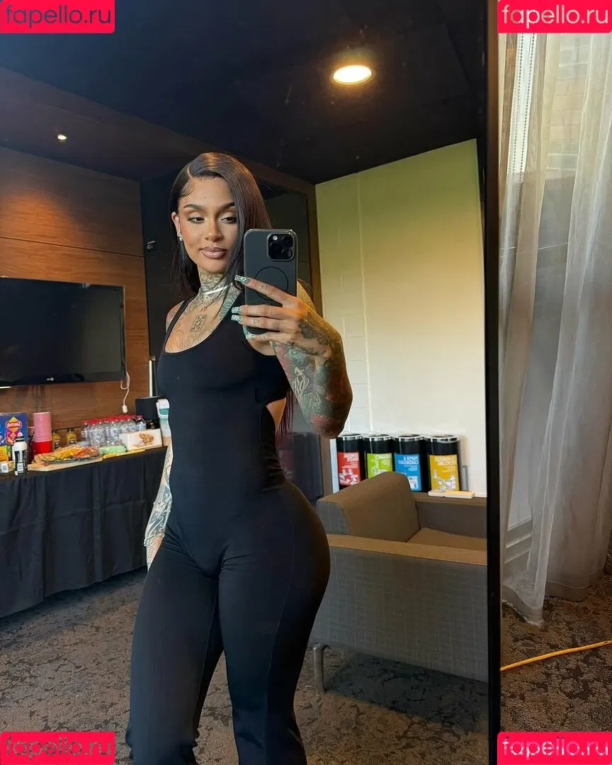Kehlani / keepingkehlani Onlyfans Photo Gallery 