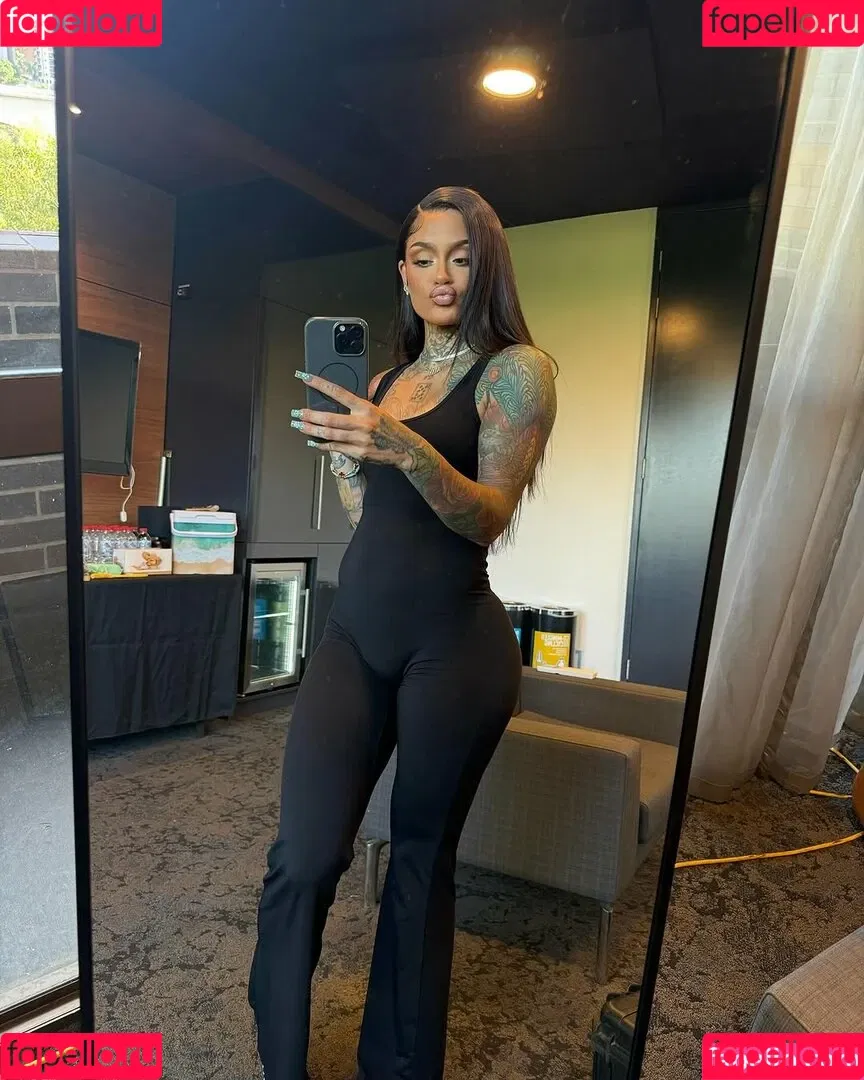 Kehlani / keepingkehlani Onlyfans Photo Gallery 