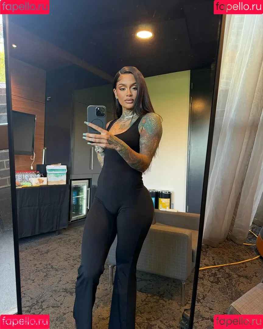 Kehlani / keepingkehlani Onlyfans Photo Gallery 