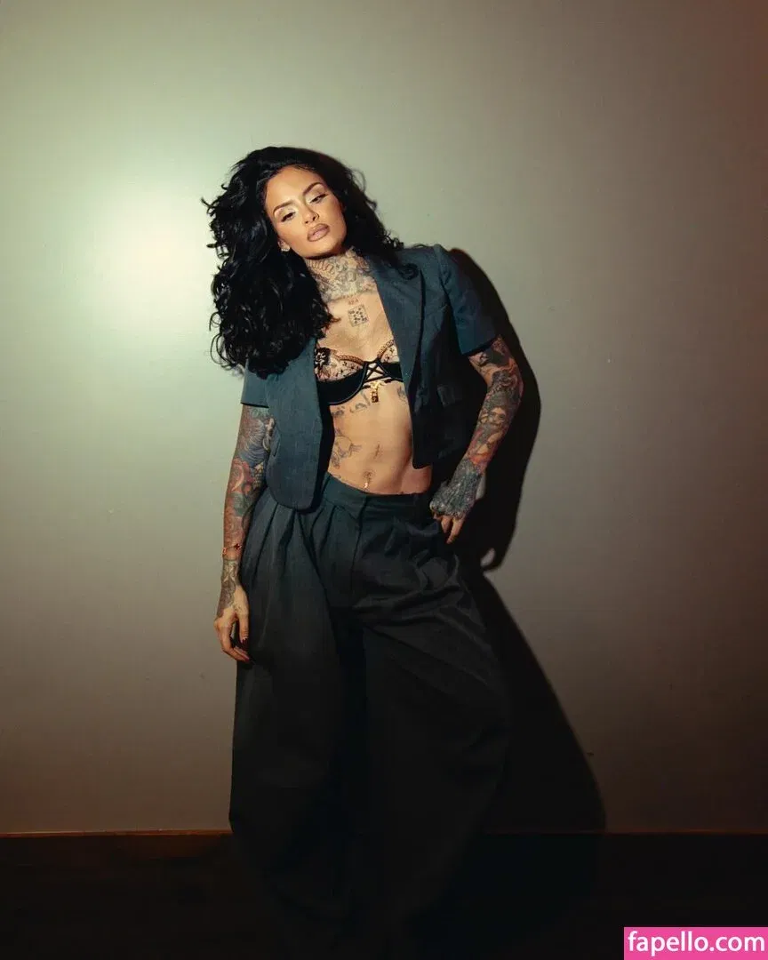 Kehlani / keepingkehlani Onlyfans Photo Gallery 
