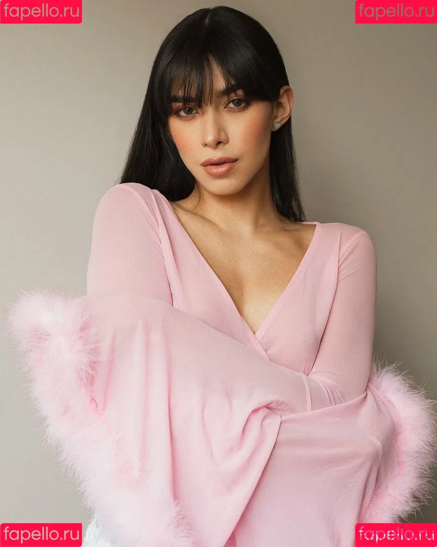 Gabrielle M / gabriellefmaya Onlyfans Photo Gallery 