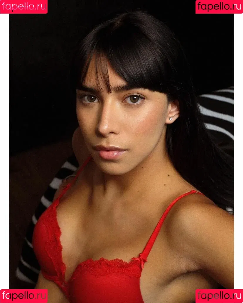 Gabrielle M / gabriellefmaya Onlyfans Photo Gallery 