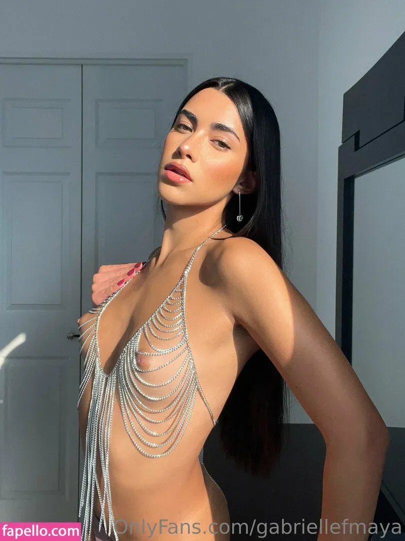 Gabrielle M / gabriellefmaya Onlyfans Photo Gallery 