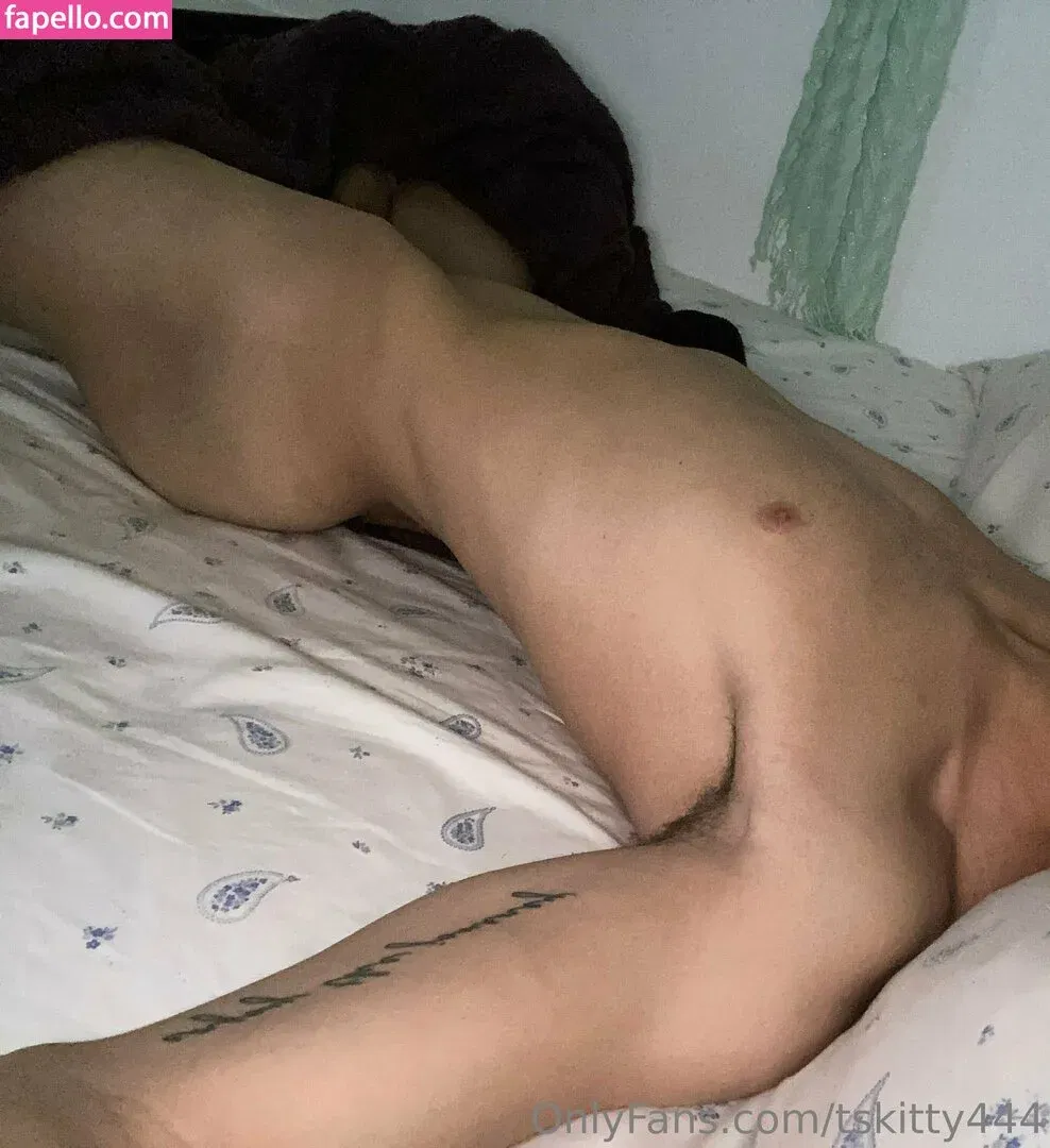 kit_kat1413 / tskitty444 Onlyfans Photo Gallery 