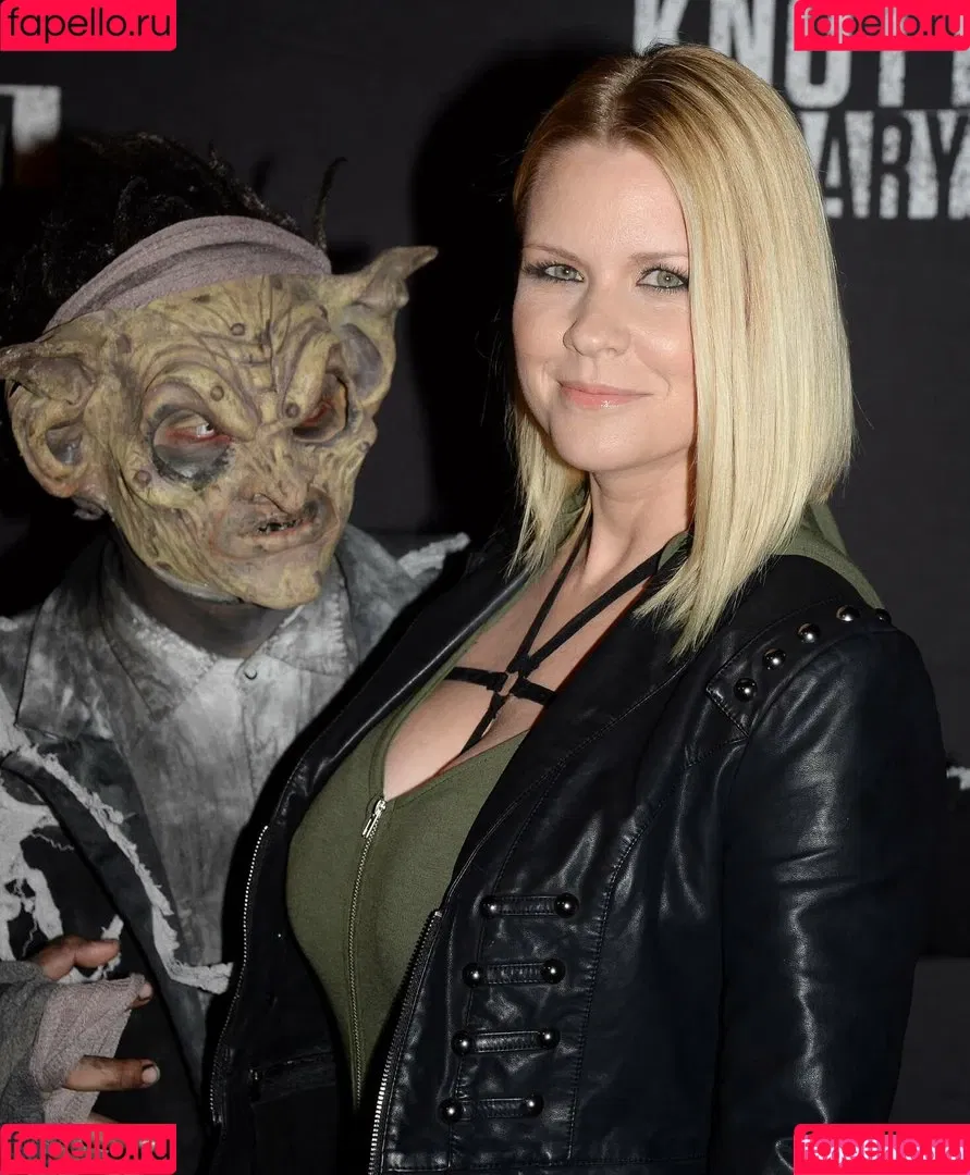 Carrie Keagan / CarrieKeagan Onlyfans Photo Gallery 