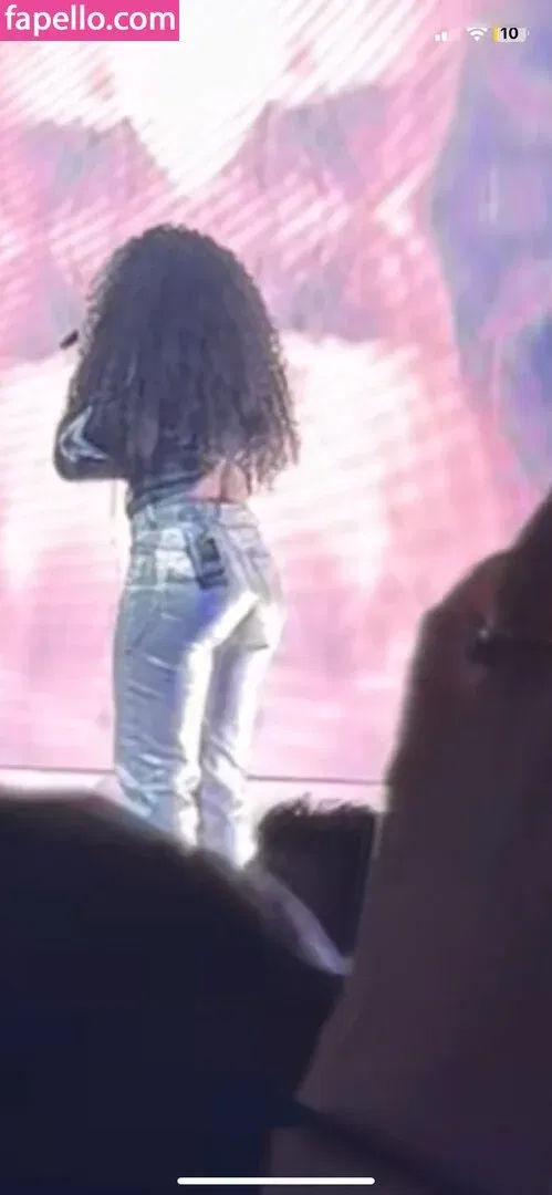 Kauta / kautamusic / kaygcarlson Onlyfans Photo Gallery 