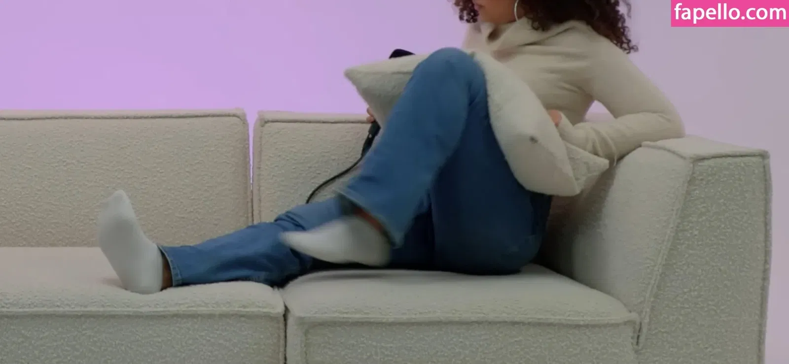 Kauta / kautamusic / kaygcarlson Onlyfans Photo Gallery 