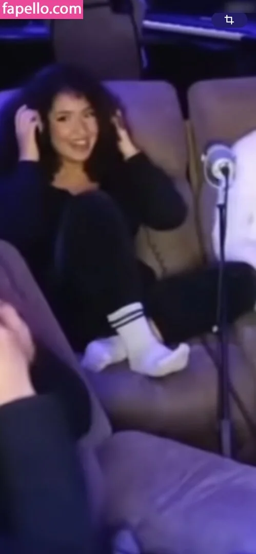 Kauta / kautamusic / kaygcarlson Onlyfans Photo Gallery 