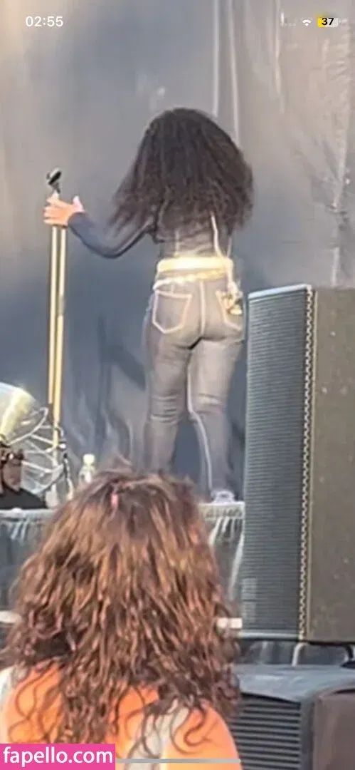 Kauta / kautamusic / kaygcarlson Onlyfans Photo Gallery 