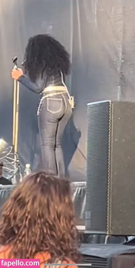 Kauta / kautamusic / kaygcarlson Onlyfans Photo Gallery 