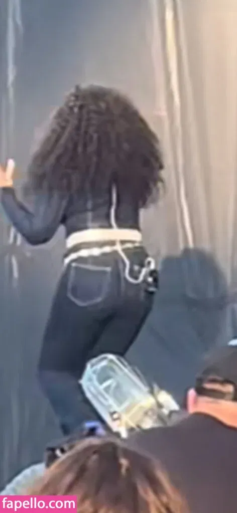 Kauta / kautamusic / kaygcarlson Onlyfans Photo Gallery 